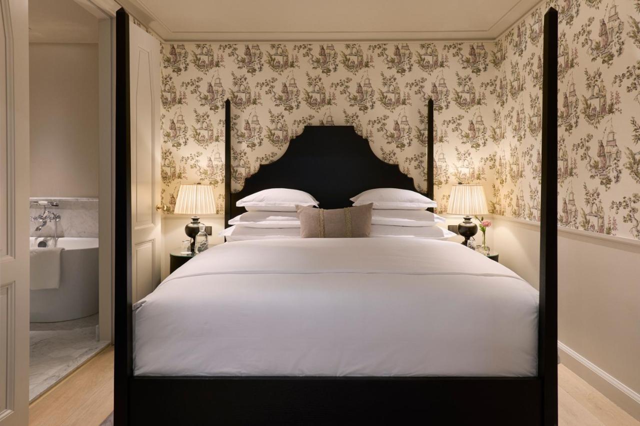 Villa Dagmar Stockholm Kültér fotó A bedroom at The Ivy Hotel