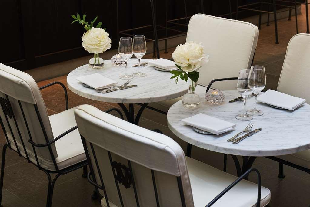 Villa Dagmar Stockholm Étterem fotó Tables at the restaurant